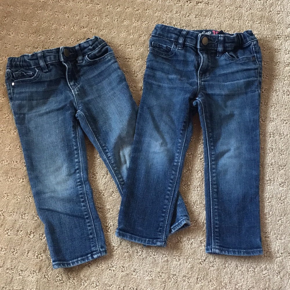 Bundle of 2 Baby Gap 1969 Mini Skinnies- 2T
